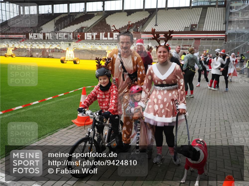 07.12.2025 - St. Pauli X-Mass-Run No. 15 Fabian Wolf http://msf.ph/oto/9424810 07.12.2025 12:09:11 Ziel 138, 643, 775, 807, 1405, 1652, 1653, 2009, 2731, 3538, 3947, 3955, 3966, 4196, 4197, 4198, 4267, 4282, 4283 meine-sportfotos.de