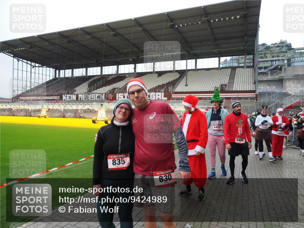 07.12.2025 - St. Pauli X-Mass-Run No. 15 Fabian Wolf http://msf.ph/oto/9424989 07.12.2025 12:10:29 Ziel 1036, 1037, 1450, 1728, 1731, 3701, 3840, 3841, 4259, 4262, 4745, 4826, 4827, 4833, 4834, 4836 meine-sportfotos.de