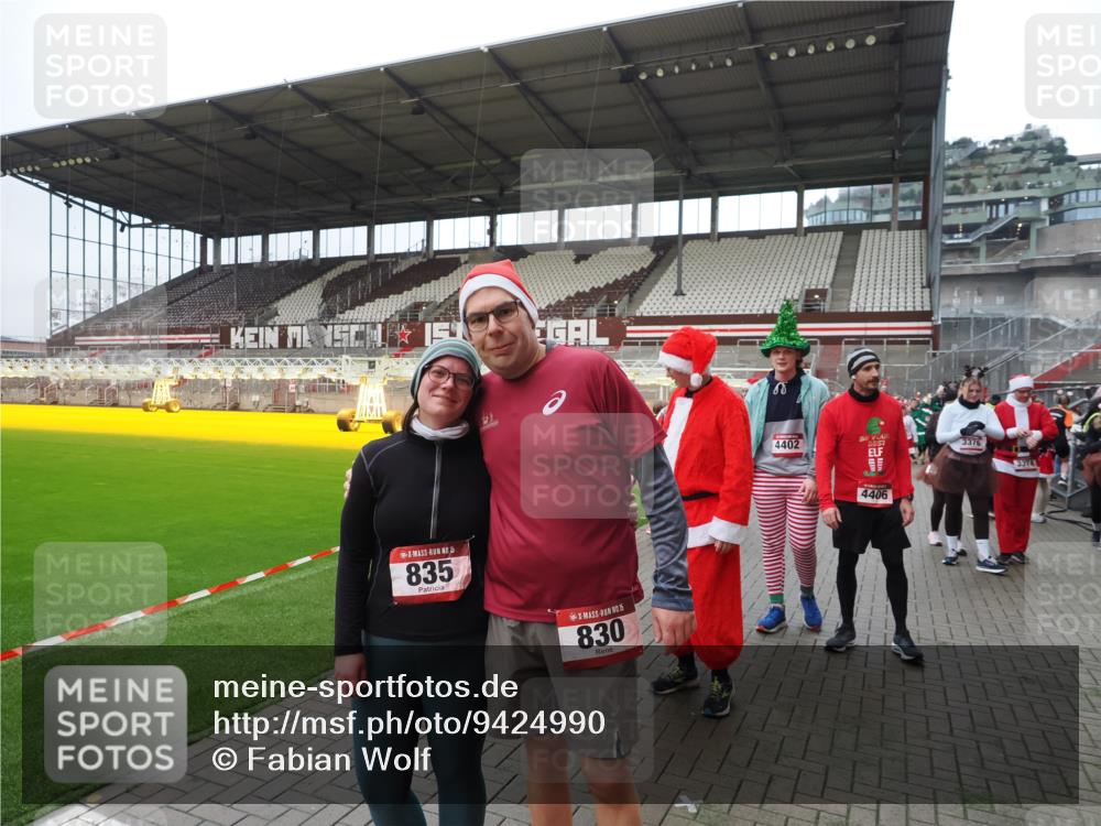 07.12.2025 - St. Pauli X-Mass-Run No. 15 Fabian Wolf http://msf.ph/oto/9424990 07.12.2025 12:10:29 Ziel 1036, 1037, 1450, 1728, 1731, 3701, 3840, 3841, 4259, 4262, 4745, 4826, 4827, 4833, 4834, 4836 meine-sportfotos.de