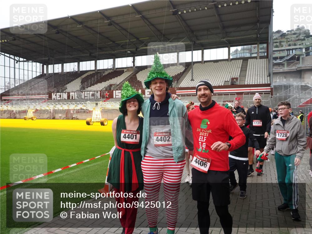 07.12.2025 - St. Pauli X-Mass-Run No. 15 Fabian Wolf http://msf.ph/oto/9425012 07.12.2025 12:10:39 Ziel 208, 223, 224, 1450, 1728, 1731, 1845, 3701, 3840, 3841, 4257, 4259, 4262, 4280, 4281, 4745, 4826, 4827, 4831, 4833, 4834, 4836 meine-sportfotos.de
