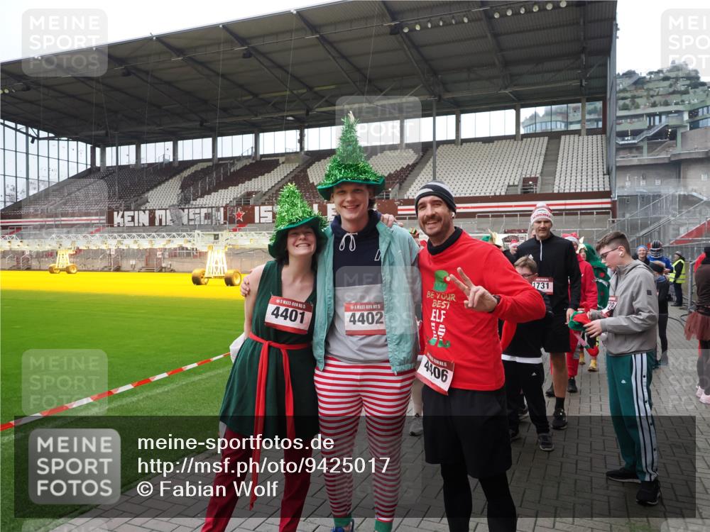 07.12.2025 - St. Pauli X-Mass-Run No. 15 Fabian Wolf http://msf.ph/oto/9425017 07.12.2025 12:10:40 Ziel 208, 223, 224, 1450, 1728, 1731, 1845, 3701, 3840, 3841, 4257, 4259, 4262, 4280, 4281, 4745, 4826, 4827, 4831, 4833, 4834, 4836 meine-sportfotos.de