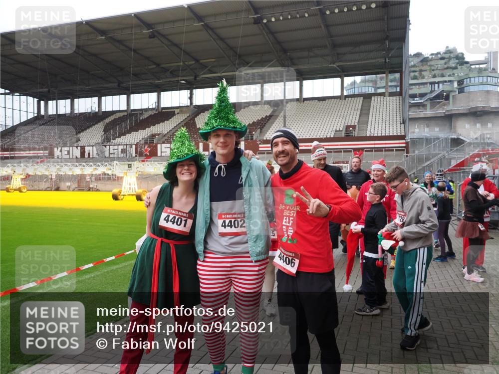 07.12.2025 - St. Pauli X-Mass-Run No. 15 Fabian Wolf http://msf.ph/oto/9425021 07.12.2025 12:10:41 Ziel 208, 223, 224, 1450, 1728, 1731, 1845, 3701, 3840, 3841, 4257, 4259, 4262, 4280, 4281, 4745, 4826, 4827, 4831, 4833, 4834, 4836 meine-sportfotos.de