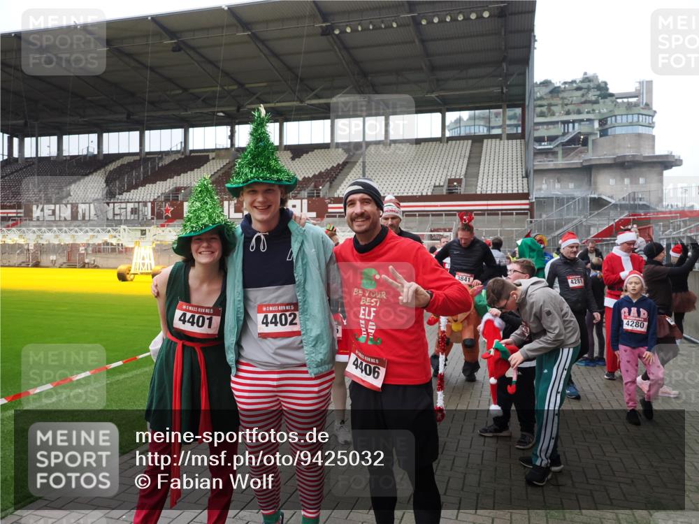 07.12.2025 - St. Pauli X-Mass-Run No. 15 Fabian Wolf http://msf.ph/oto/9425032 07.12.2025 12:10:45 Ziel 208, 223, 224, 1450, 1728, 1731, 1845, 3701, 3840, 3841, 4257, 4259, 4262, 4280, 4281, 4826, 4827, 4831, 4836 meine-sportfotos.de