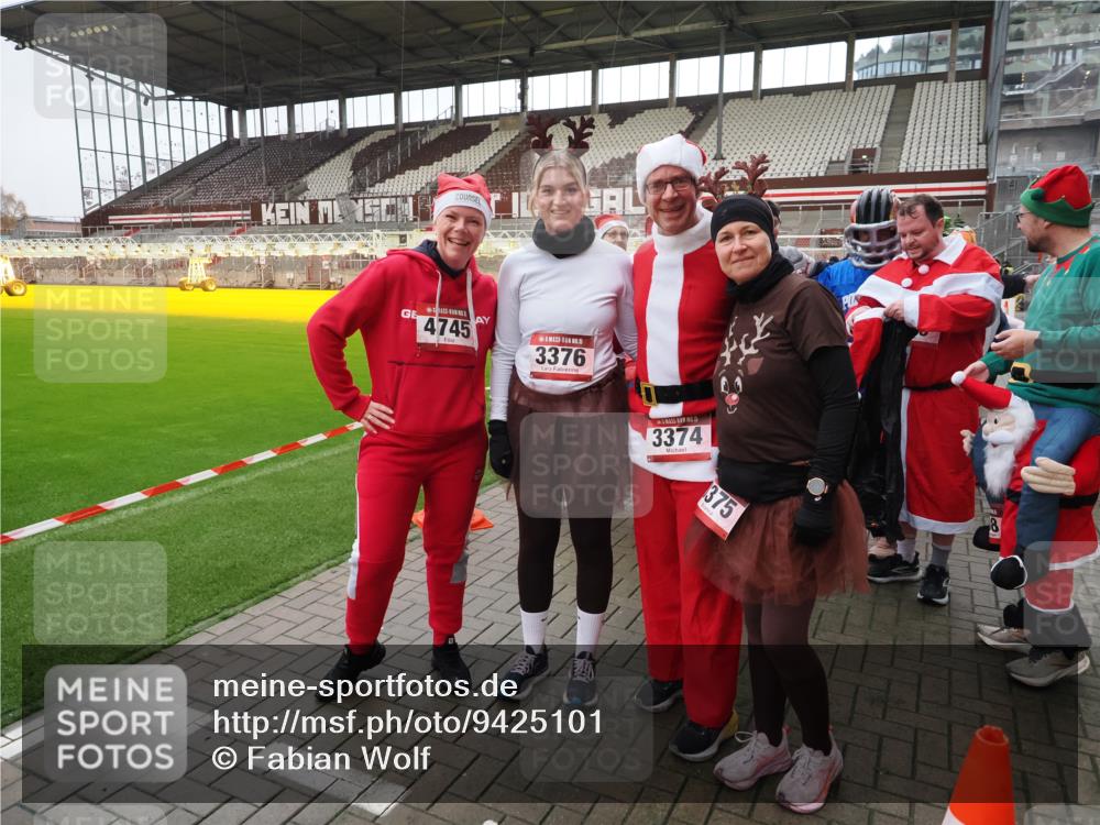 07.12.2025 - St. Pauli X-Mass-Run No. 15 Fabian Wolf http://msf.ph/oto/9425101 07.12.2025 12:11:15 Ziel 2393, 2394, 4180, 4188, 4398, 4400 meine-sportfotos.de