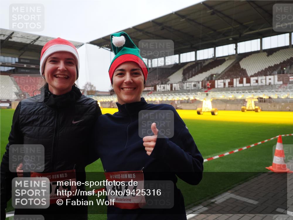 07.12.2025 - St. Pauli X-Mass-Run No. 15 Fabian Wolf http://msf.ph/oto/9425316 07.12.2025 12:13:14 Ziel 455, 463, 466, 2543, 4713 meine-sportfotos.de