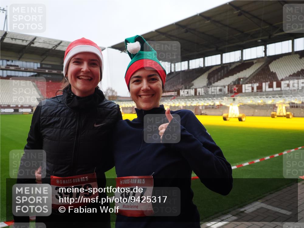 07.12.2025 - St. Pauli X-Mass-Run No. 15 Fabian Wolf http://msf.ph/oto/9425317 07.12.2025 12:13:14 Ziel 455, 463, 466, 2543, 4713 meine-sportfotos.de