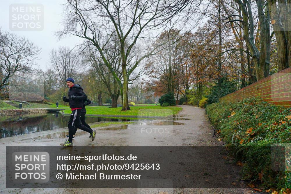 07.12.2025 - St. Pauli X-Mass-Run No. 15 Michael Burmester http://msf.ph/oto/9425643 07.12.2025 09:34:09 Laufen  meine-sportfotos.de