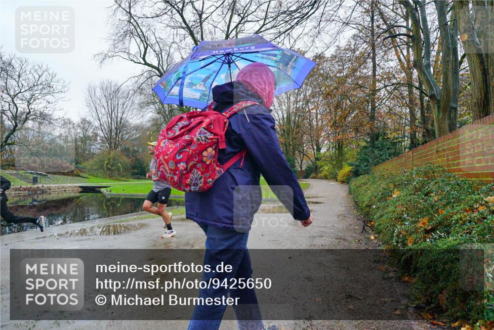 07.12.2025 - St. Pauli X-Mass-Run No. 15 Michael Burmester http://msf.ph/oto/9425650 07.12.2025 09:36:45 Laufen  meine-sportfotos.de