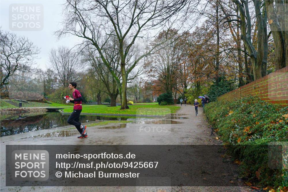 07.12.2025 - St. Pauli X-Mass-Run No. 15 Michael Burmester http://msf.ph/oto/9425667 07.12.2025 09:37:30 Laufen  meine-sportfotos.de