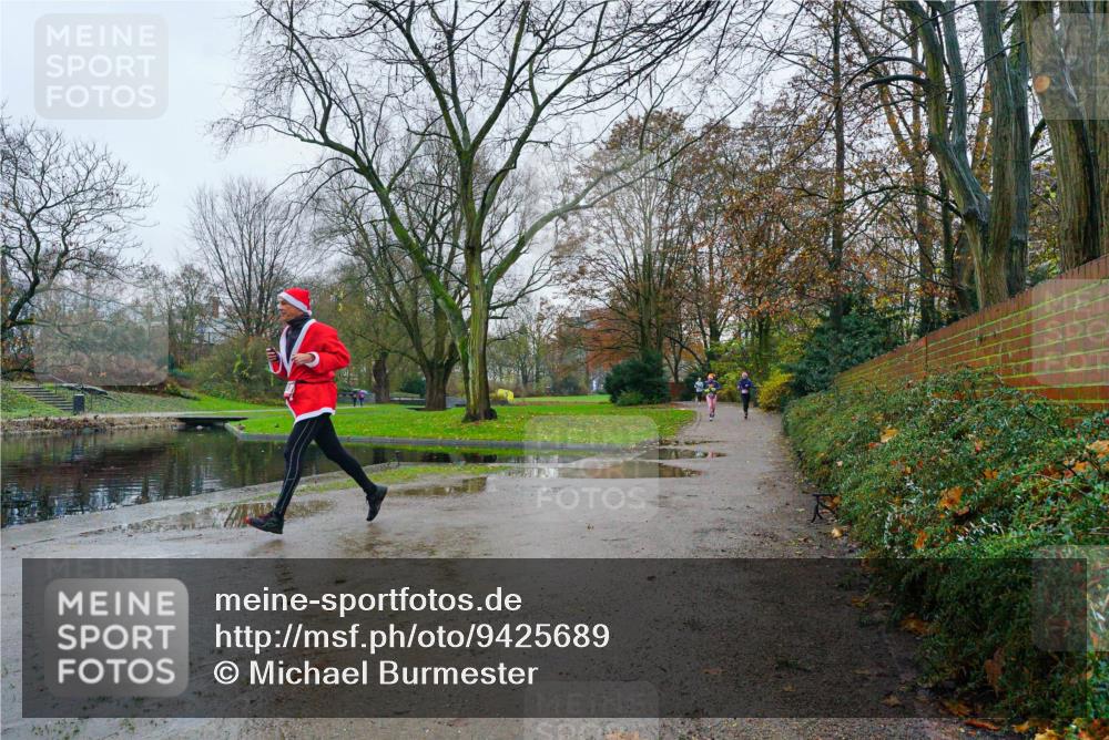 07.12.2025 - St. Pauli X-Mass-Run No. 15 Michael Burmester http://msf.ph/oto/9425689 07.12.2025 09:38:38 Laufen  meine-sportfotos.de