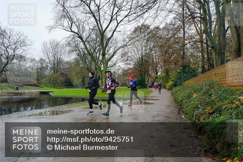 07.12.2025 - St. Pauli X-Mass-Run No. 15 Michael Burmester http://msf.ph/oto/9425751 07.12.2025 09:40:59 Laufen 910 meine-sportfotos.de