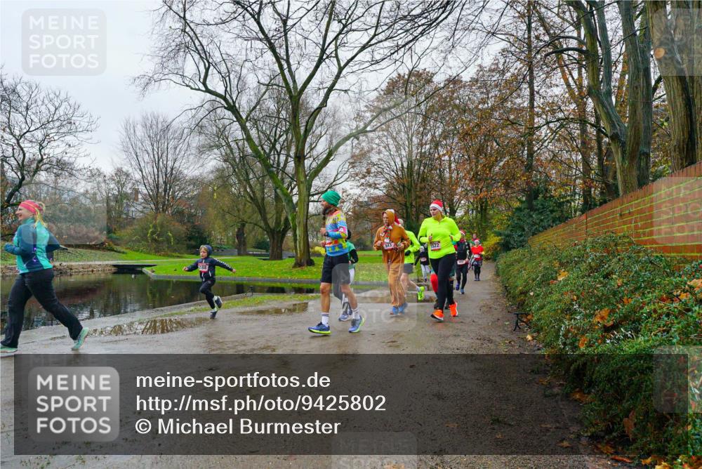 07.12.2025 - St. Pauli X-Mass-Run No. 15 Michael Burmester http://msf.ph/oto/9425802 07.12.2025 09:42:26 Laufen 1522 meine-sportfotos.de