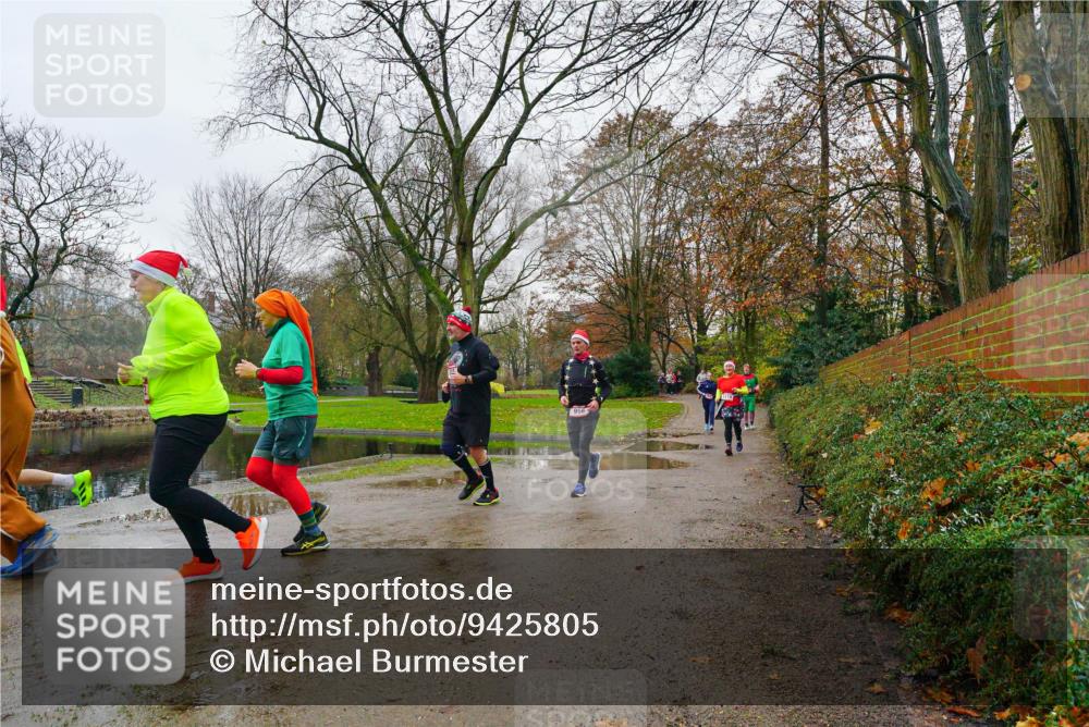 07.12.2025 - St. Pauli X-Mass-Run No. 15 Michael Burmester http://msf.ph/oto/9425805 07.12.2025 09:42:28 Laufen 956 meine-sportfotos.de