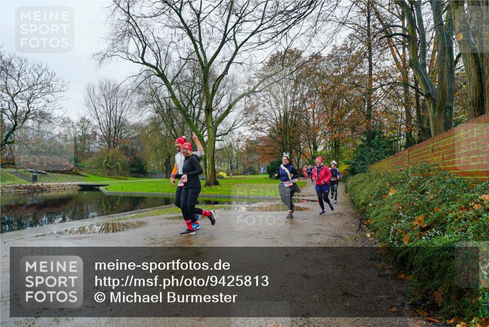 07.12.2025 - St. Pauli X-Mass-Run No. 15 Michael Burmester http://msf.ph/oto/9425813 07.12.2025 09:42:45 Laufen 1594 meine-sportfotos.de