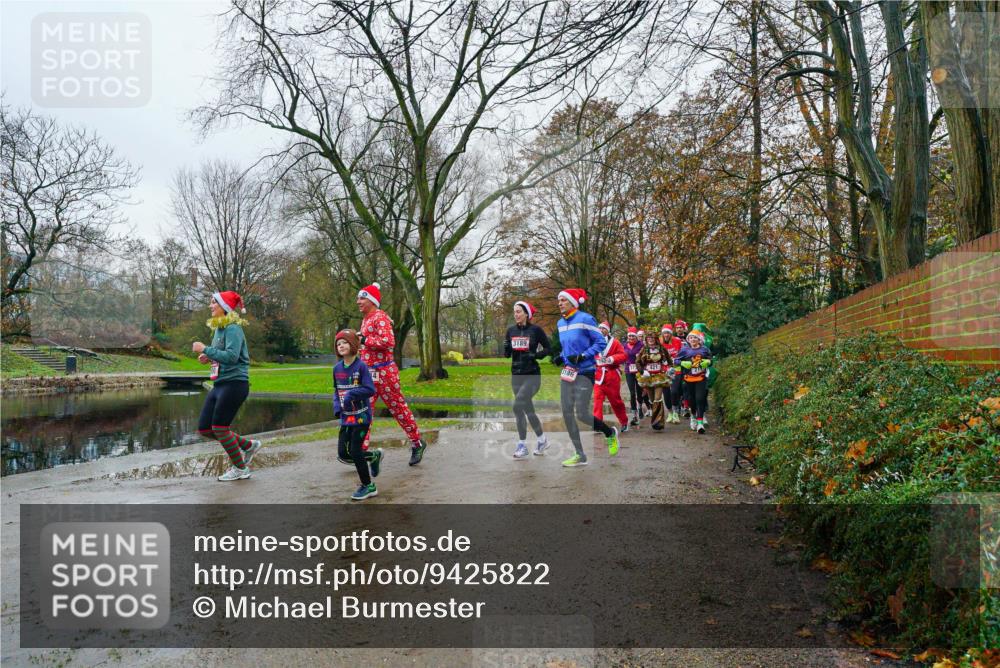 07.12.2025 - St. Pauli X-Mass-Run No. 15 Michael Burmester http://msf.ph/oto/9425822 07.12.2025 09:42:58 Laufen 3189 meine-sportfotos.de
