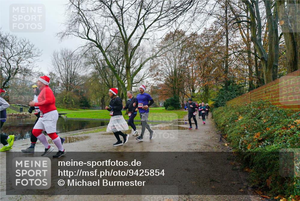 07.12.2025 - St. Pauli X-Mass-Run No. 15 Michael Burmester http://msf.ph/oto/9425854 07.12.2025 09:43:28 Laufen 3894 meine-sportfotos.de