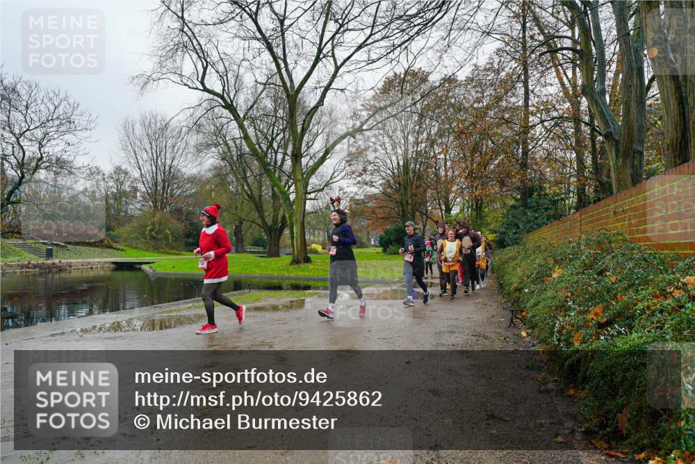 07.12.2025 - St. Pauli X-Mass-Run No. 15 Michael Burmester http://msf.ph/oto/9425862 07.12.2025 09:43:39 Laufen 70 meine-sportfotos.de