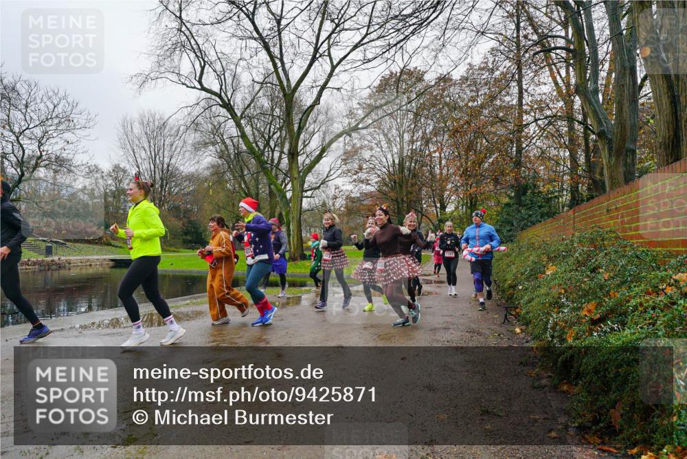 07.12.2025 - St. Pauli X-Mass-Run No. 15 Michael Burmester http://msf.ph/oto/9425871 07.12.2025 09:43:45 Laufen 1103 meine-sportfotos.de