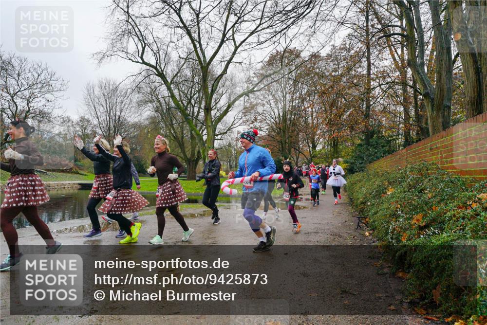 07.12.2025 - St. Pauli X-Mass-Run No. 15 Michael Burmester http://msf.ph/oto/9425873 07.12.2025 09:43:47 Laufen 04 meine-sportfotos.de