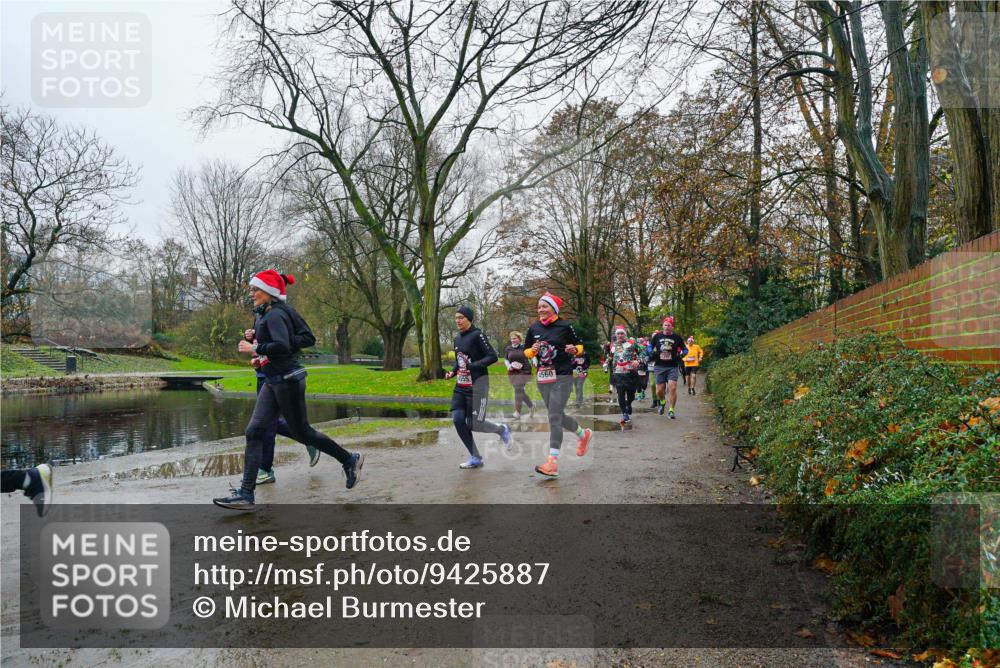 07.12.2025 - St. Pauli X-Mass-Run No. 15 Michael Burmester http://msf.ph/oto/9425887 07.12.2025 09:44:00 Laufen 4560 meine-sportfotos.de