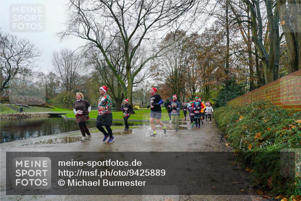 07.12.2025 - St. Pauli X-Mass-Run No. 15 Michael Burmester http://msf.ph/oto/9425889 07.12.2025 09:44:03 Laufen 1935, 3857 meine-sportfotos.de