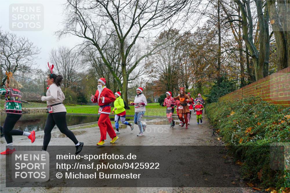 07.12.2025 - St. Pauli X-Mass-Run No. 15 Michael Burmester http://msf.ph/oto/9425922 07.12.2025 09:44:29 Laufen 89, 3085, 699, 202 meine-sportfotos.de