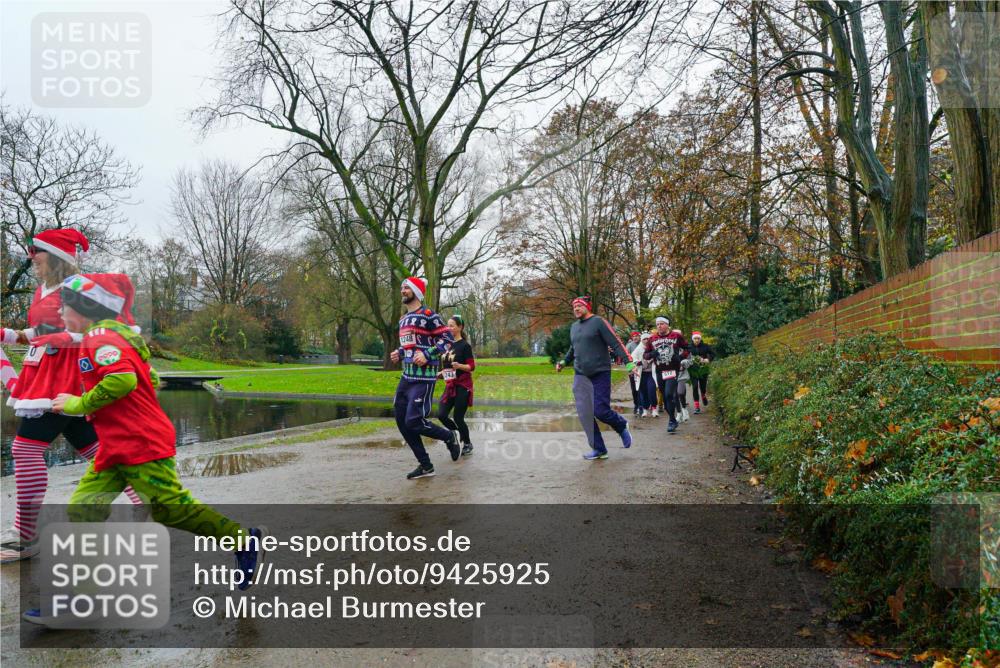 07.12.2025 - St. Pauli X-Mass-Run No. 15 Michael Burmester http://msf.ph/oto/9425925 07.12.2025 09:44:33 Laufen 243 meine-sportfotos.de