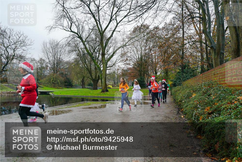 07.12.2025 - St. Pauli X-Mass-Run No. 15 Michael Burmester http://msf.ph/oto/9425948 07.12.2025 09:45:00 Laufen 12087 meine-sportfotos.de