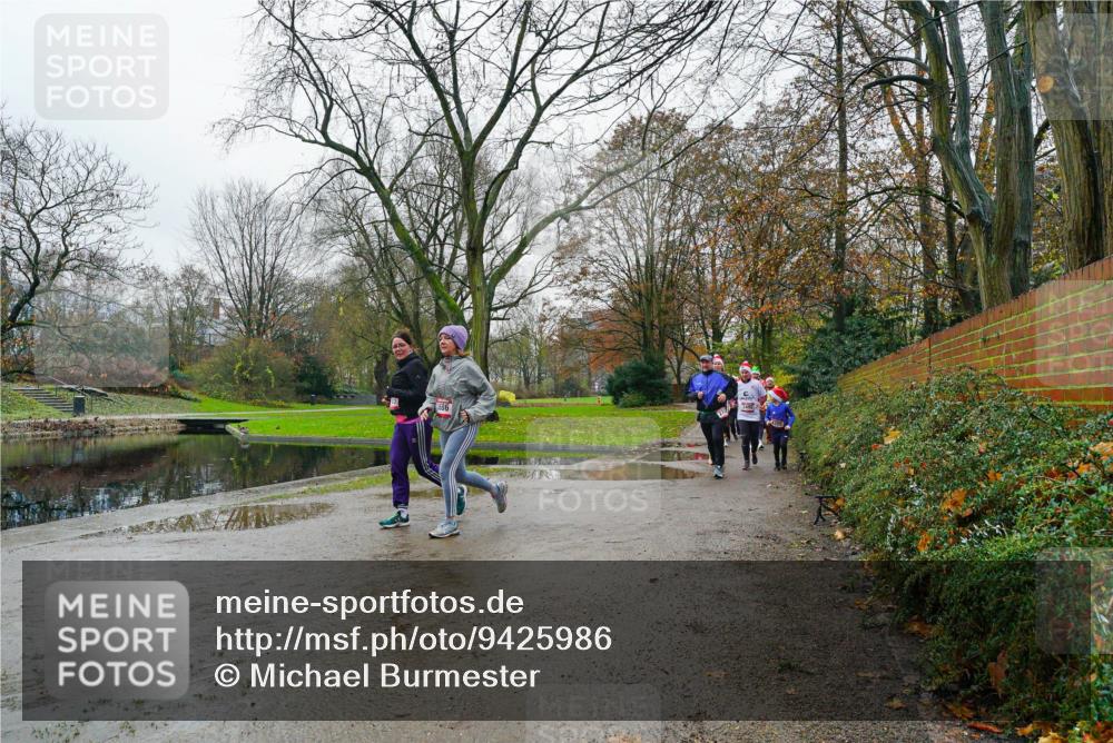 07.12.2025 - St. Pauli X-Mass-Run No. 15 Michael Burmester http://msf.ph/oto/9425986 07.12.2025 09:45:59 Laufen  meine-sportfotos.de