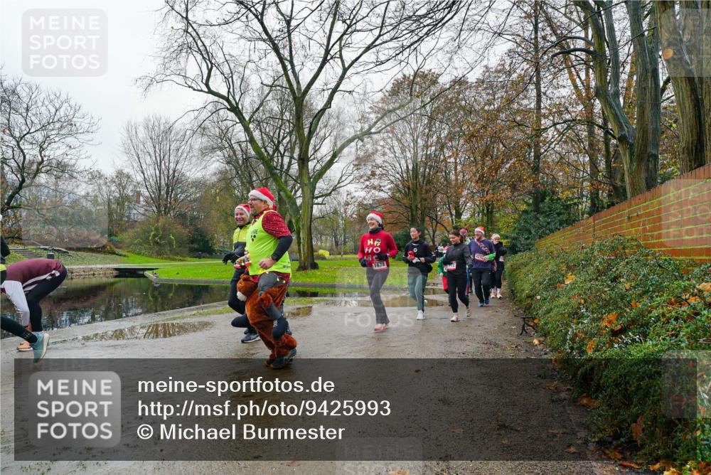 07.12.2025 - St. Pauli X-Mass-Run No. 15 Michael Burmester http://msf.ph/oto/9425993 07.12.2025 09:46:07 Laufen 1678, 2172 meine-sportfotos.de