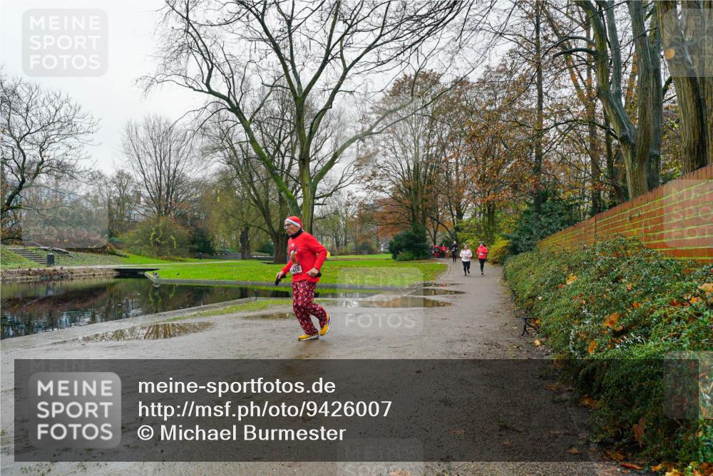 07.12.2025 - St. Pauli X-Mass-Run No. 15 Michael Burmester http://msf.ph/oto/9426007 07.12.2025 09:46:18 Laufen  meine-sportfotos.de