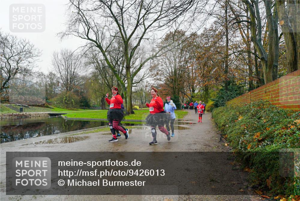 07.12.2025 - St. Pauli X-Mass-Run No. 15 Michael Burmester http://msf.ph/oto/9426013 07.12.2025 09:46:44 Laufen 1328 meine-sportfotos.de