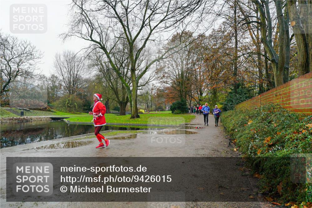 07.12.2025 - St. Pauli X-Mass-Run No. 15 Michael Burmester http://msf.ph/oto/9426015 07.12.2025 09:46:49 Laufen  meine-sportfotos.de