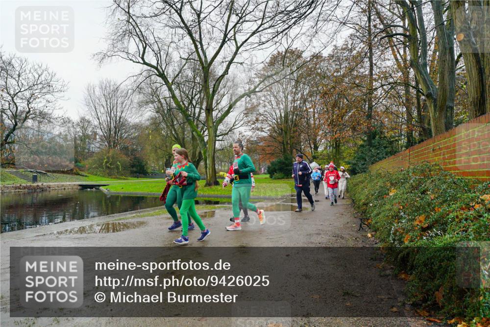 07.12.2025 - St. Pauli X-Mass-Run No. 15 Michael Burmester http://msf.ph/oto/9426025 07.12.2025 09:47:10 Laufen  meine-sportfotos.de