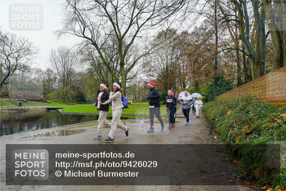07.12.2025 - St. Pauli X-Mass-Run No. 15 Michael Burmester http://msf.ph/oto/9426029 07.12.2025 09:47:16 Laufen 3585 meine-sportfotos.de