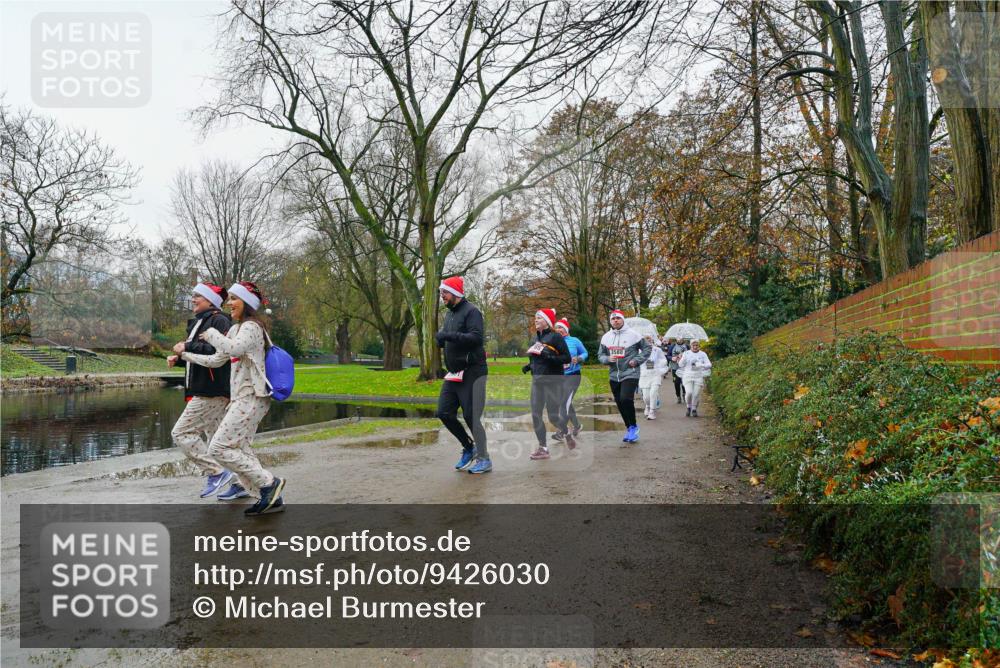 07.12.2025 - St. Pauli X-Mass-Run No. 15 Michael Burmester http://msf.ph/oto/9426030 07.12.2025 09:47:17 Laufen 3588 meine-sportfotos.de