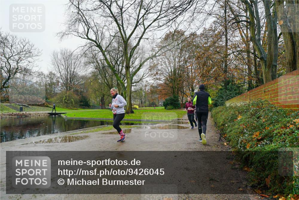 07.12.2025 - St. Pauli X-Mass-Run No. 15 Michael Burmester http://msf.ph/oto/9426045 07.12.2025 09:47:39 Laufen  meine-sportfotos.de