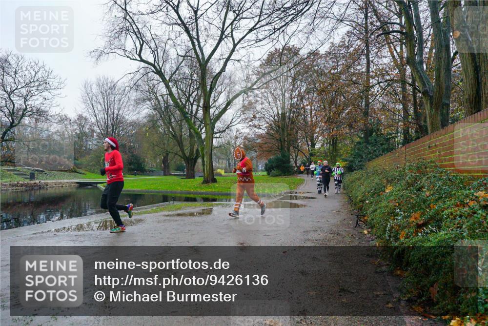 07.12.2025 - St. Pauli X-Mass-Run No. 15 Michael Burmester http://msf.ph/oto/9426136 07.12.2025 09:59:42 Laufen  meine-sportfotos.de
