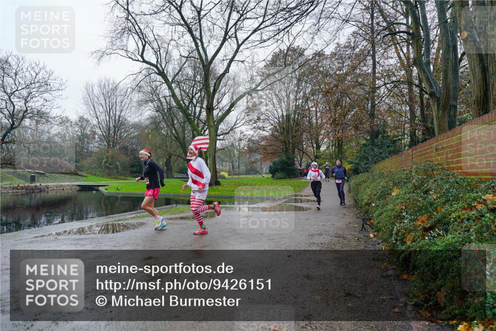 07.12.2025 - St. Pauli X-Mass-Run No. 15 Michael Burmester http://msf.ph/oto/9426151 07.12.2025 10:00:13 Laufen  meine-sportfotos.de