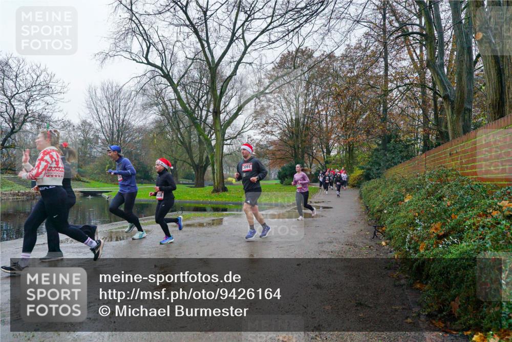 07.12.2025 - St. Pauli X-Mass-Run No. 15 Michael Burmester http://msf.ph/oto/9426164 07.12.2025 10:00:36 Laufen 64443, 38, 3091 meine-sportfotos.de