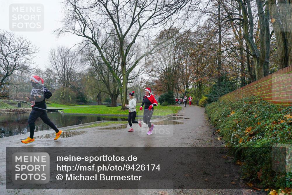 07.12.2025 - St. Pauli X-Mass-Run No. 15 Michael Burmester http://msf.ph/oto/9426174 07.12.2025 10:00:49 Laufen 407 meine-sportfotos.de