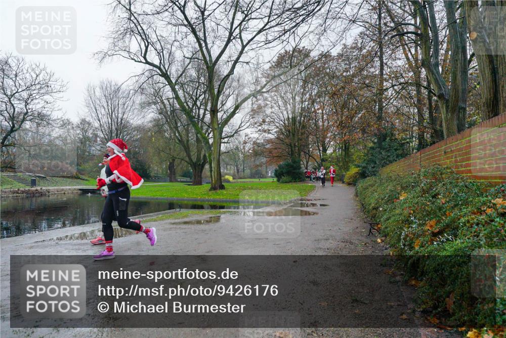 07.12.2025 - St. Pauli X-Mass-Run No. 15 Michael Burmester http://msf.ph/oto/9426176 07.12.2025 10:00:50 Laufen  meine-sportfotos.de