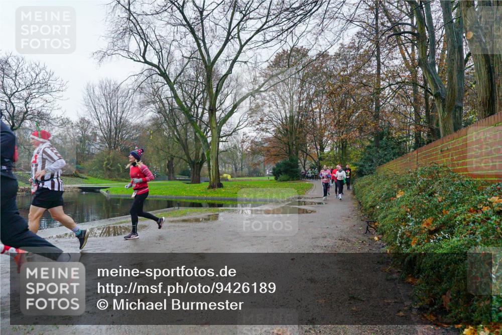 07.12.2025 - St. Pauli X-Mass-Run No. 15 Michael Burmester http://msf.ph/oto/9426189 07.12.2025 10:01:18 Laufen  meine-sportfotos.de