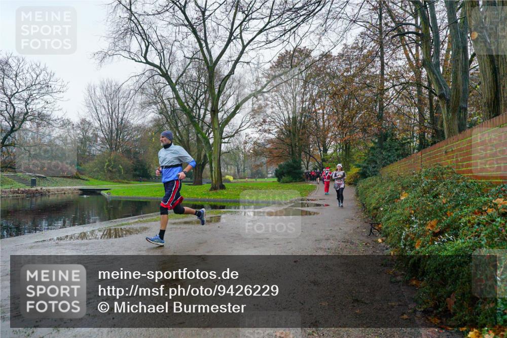 07.12.2025 - St. Pauli X-Mass-Run No. 15 Michael Burmester http://msf.ph/oto/9426229 07.12.2025 10:02:37 Laufen  meine-sportfotos.de