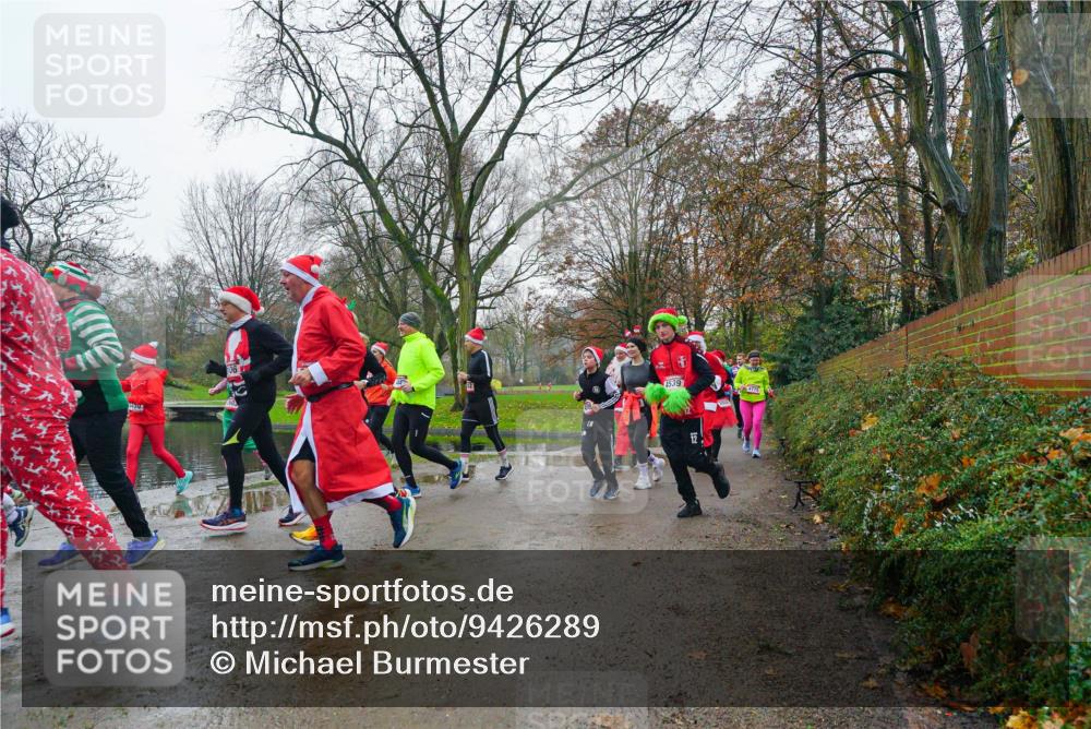 07.12.2025 - St. Pauli X-Mass-Run No. 15 Michael Burmester http://msf.ph/oto/9426289 07.12.2025 10:03:40 Laufen 4539 meine-sportfotos.de