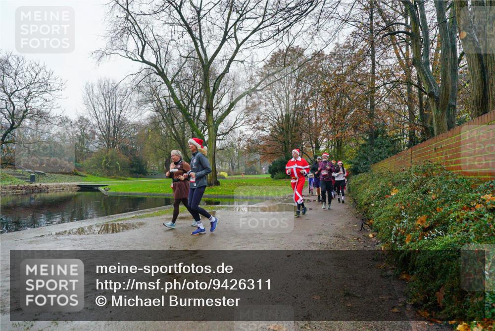 07.12.2025 - St. Pauli X-Mass-Run No. 15 Michael Burmester http://msf.ph/oto/9426311 07.12.2025 10:04:00 Laufen  meine-sportfotos.de