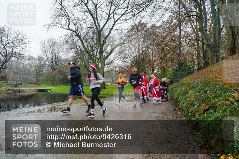 07.12.2025 - St. Pauli X-Mass-Run No. 15 Michael Burmester http://msf.ph/oto/9426316 07.12.2025 10:04:04 Laufen  meine-sportfotos.de