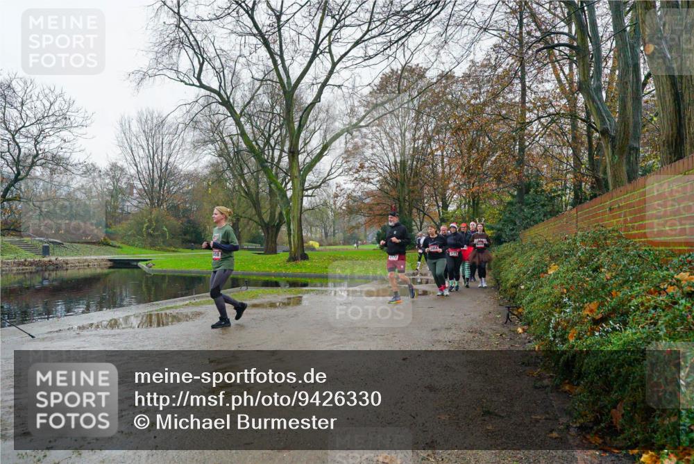 07.12.2025 - St. Pauli X-Mass-Run No. 15 Michael Burmester http://msf.ph/oto/9426330 07.12.2025 10:04:13 Laufen 2172, 3454 meine-sportfotos.de