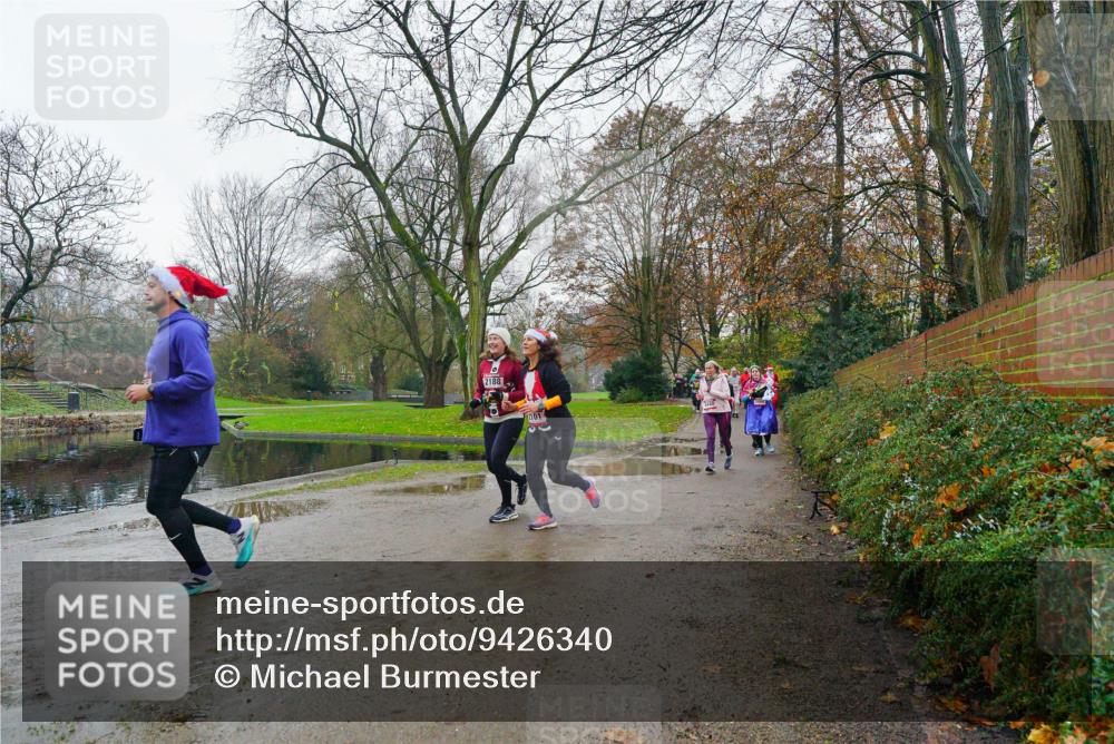 07.12.2025 - St. Pauli X-Mass-Run No. 15 Michael Burmester http://msf.ph/oto/9426340 07.12.2025 10:04:22 Laufen 2188, 101 meine-sportfotos.de