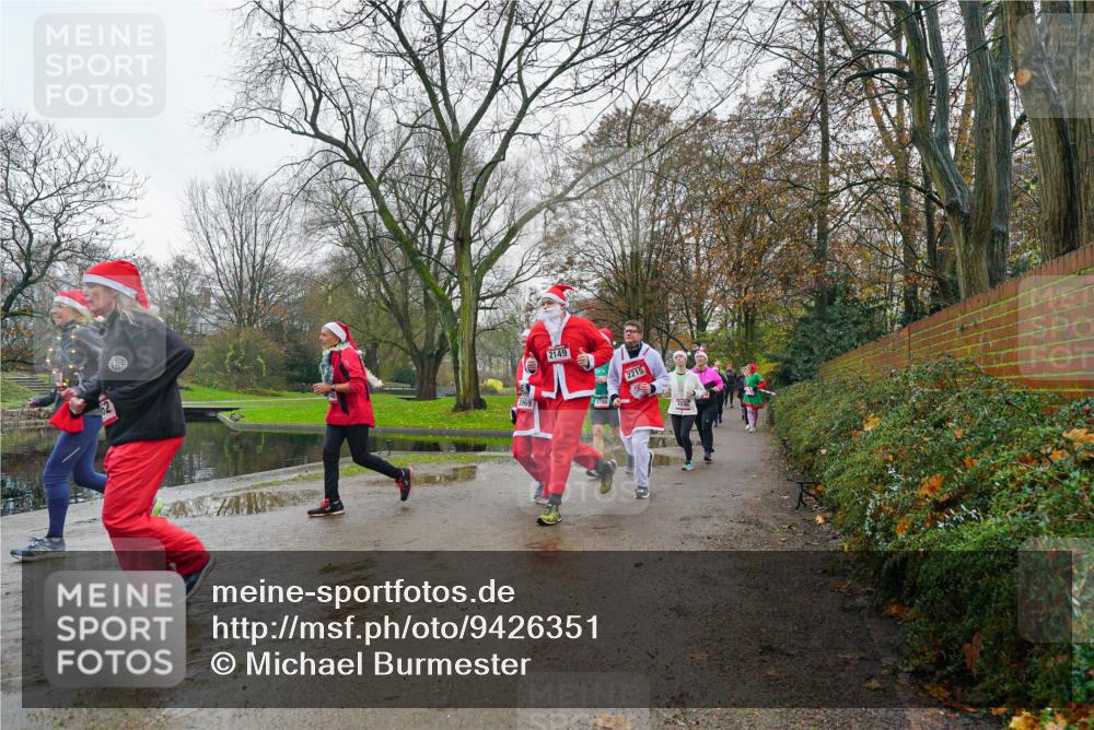 07.12.2025 - St. Pauli X-Mass-Run No. 15 Michael Burmester http://msf.ph/oto/9426351 07.12.2025 10:04:36 Laufen 2149, 3969, 1700, 2215 meine-sportfotos.de